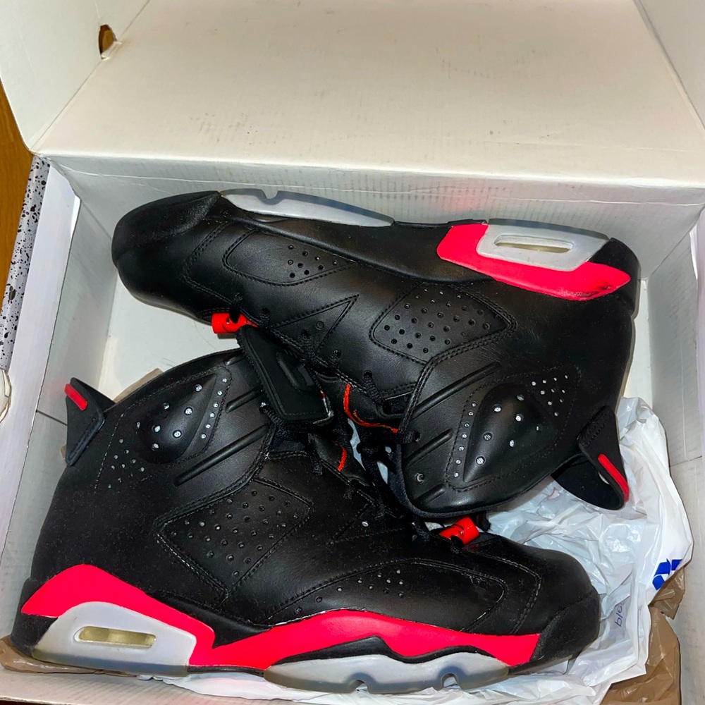 Air Jordan Retro 6